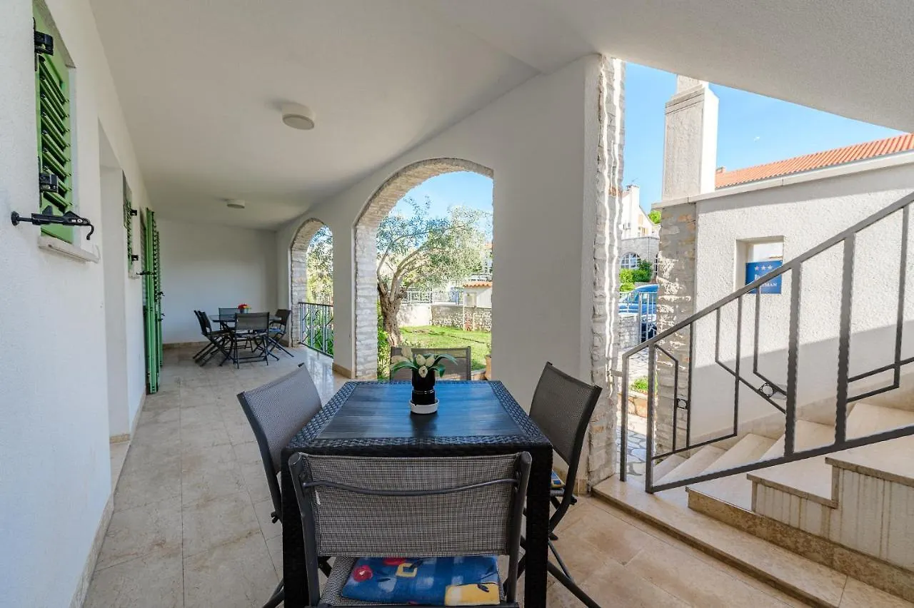 Apartman Inteuro Porec Appartamento